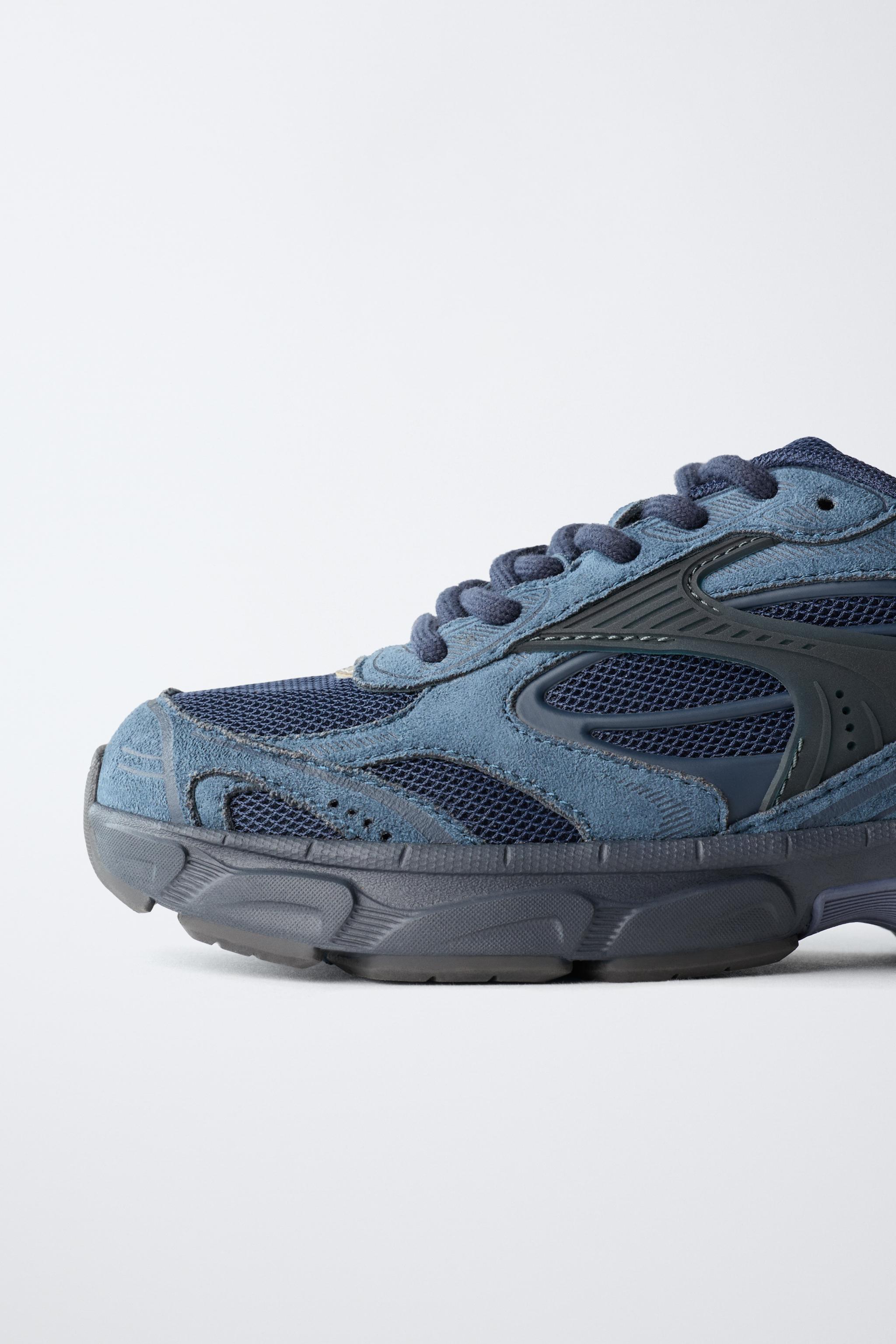 TENNIS AVEC PIÈCES MULTIPLES