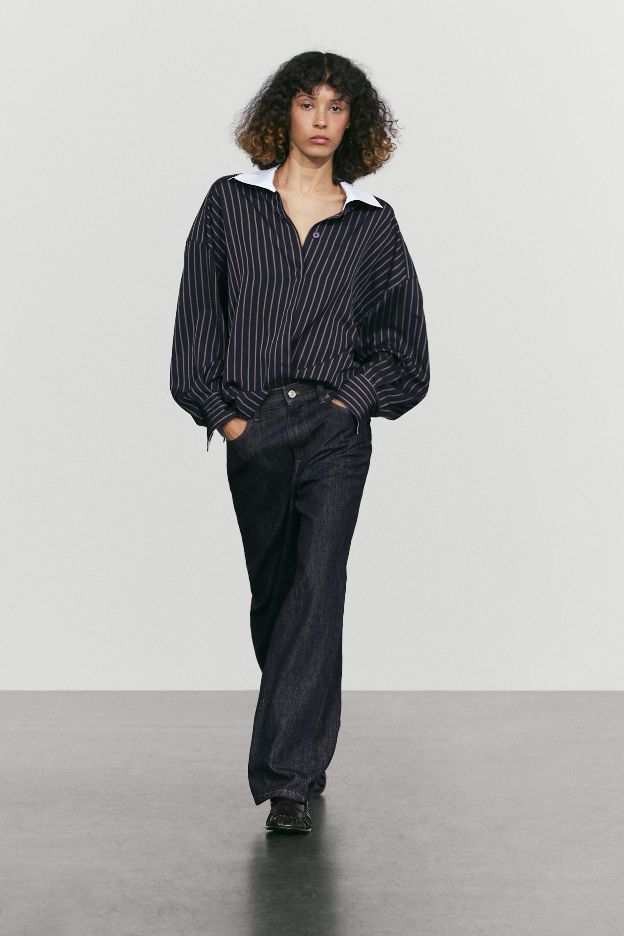 Striped contrast collar shirt — Navy blue