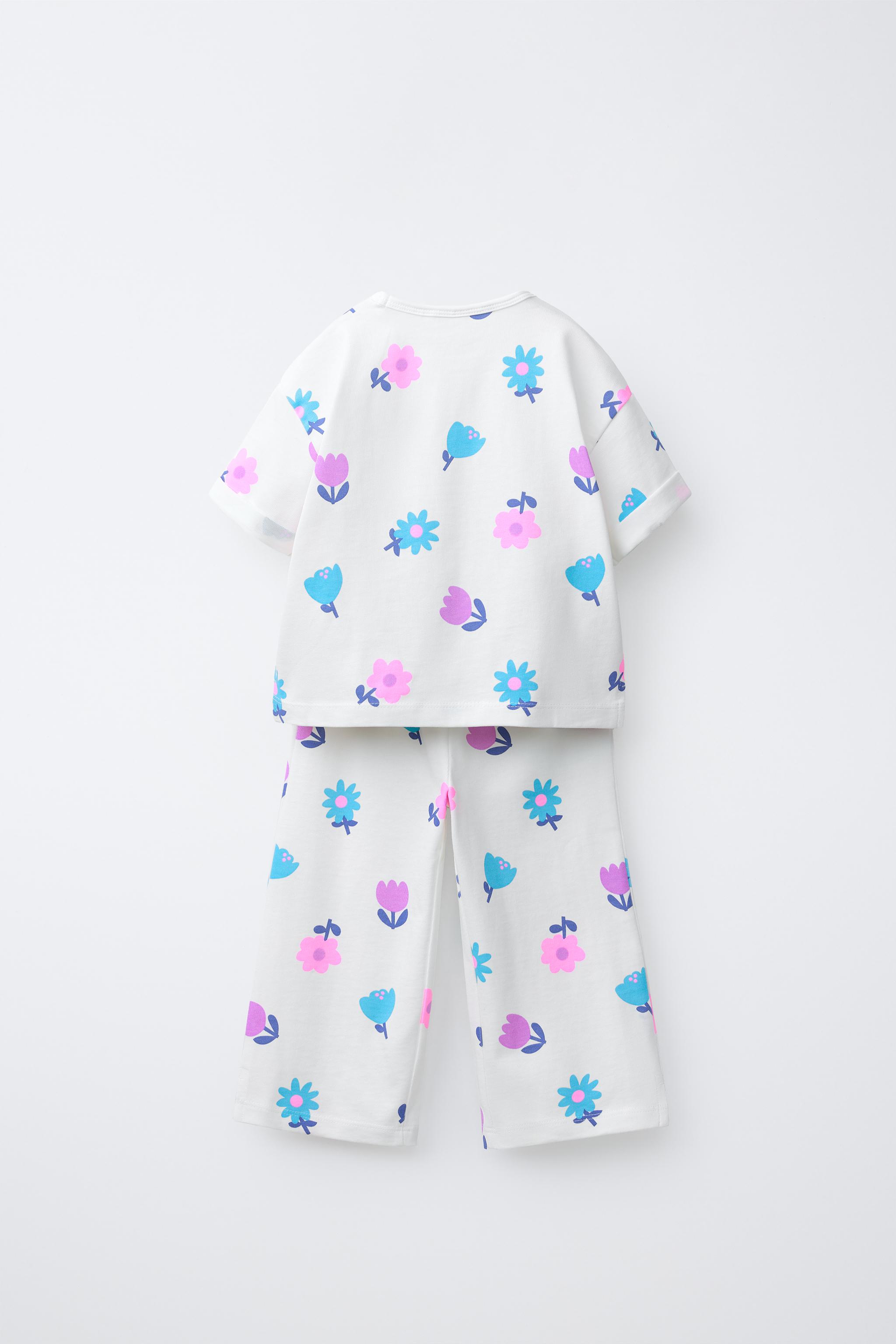 PRINTED T-SHIRT AND JOGGING PANTS SET