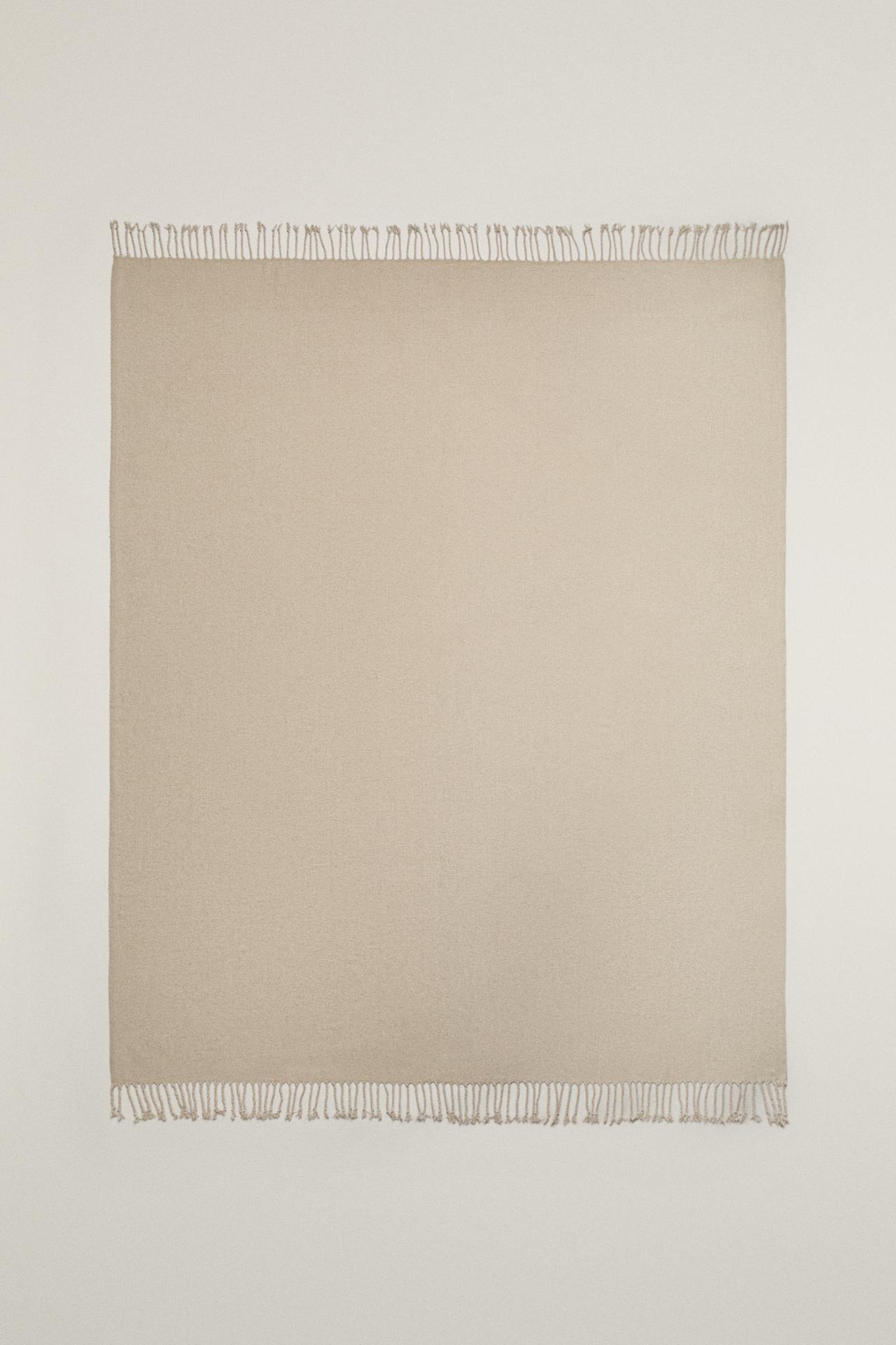 CHENILLE BLANKET — Light beige