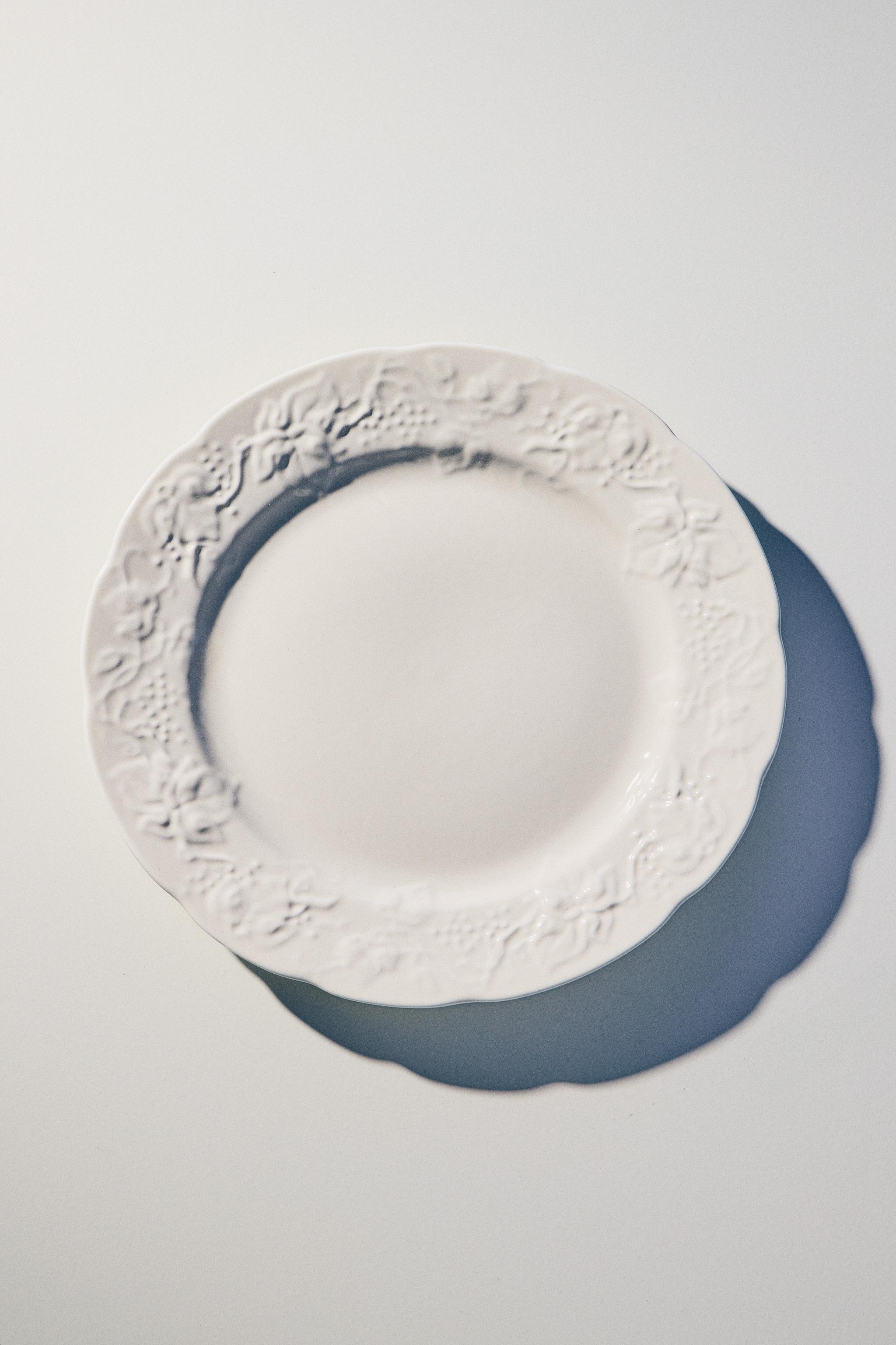 GRAPE PORCELAIN DESSERT PLATE