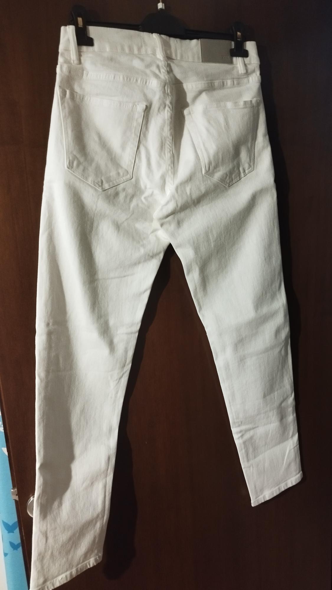 SLIM FIT JEANS - Image 2