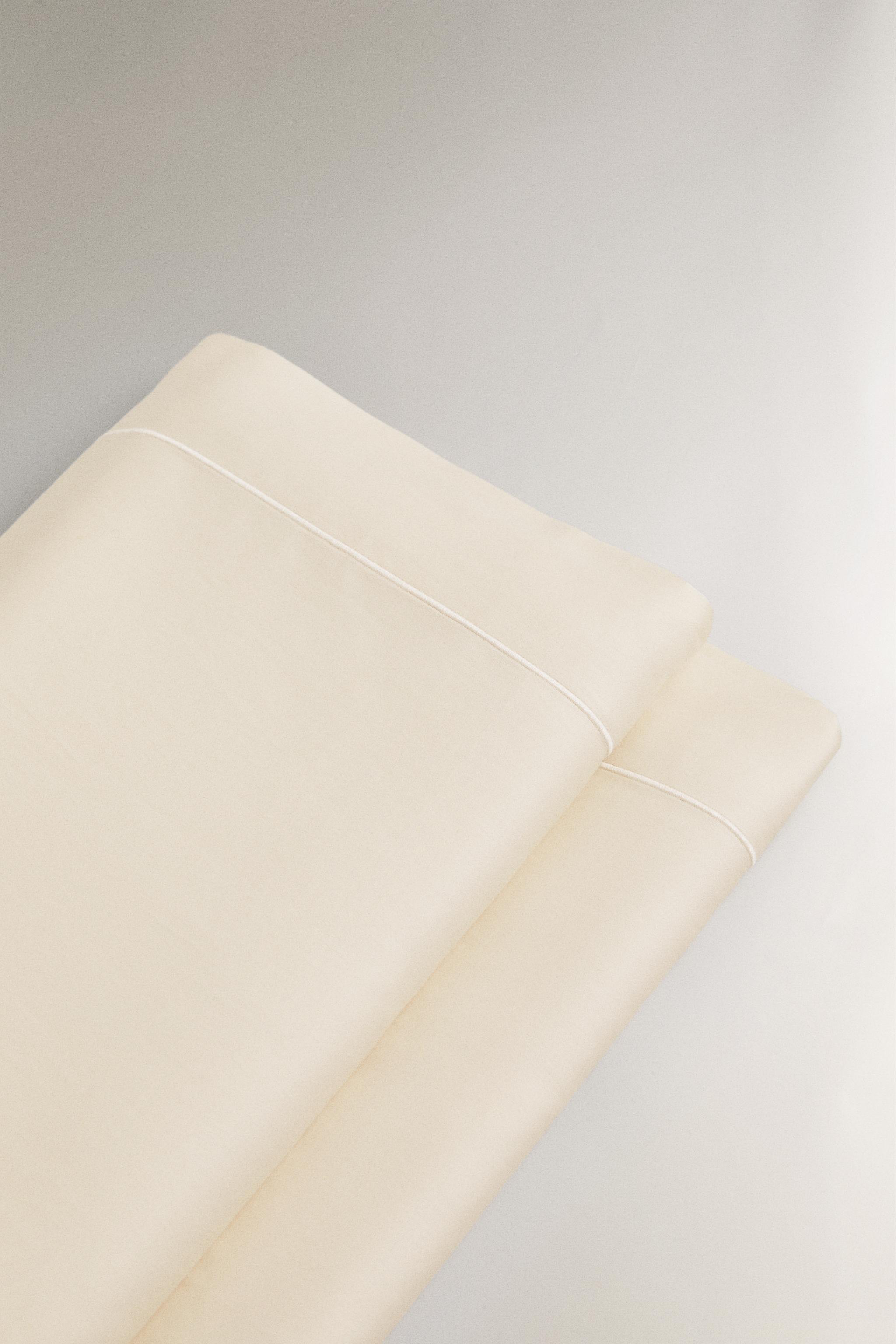 SATEEN FLAT SHEET WITH TRIM (300 THREAD COUNT) — Ecru