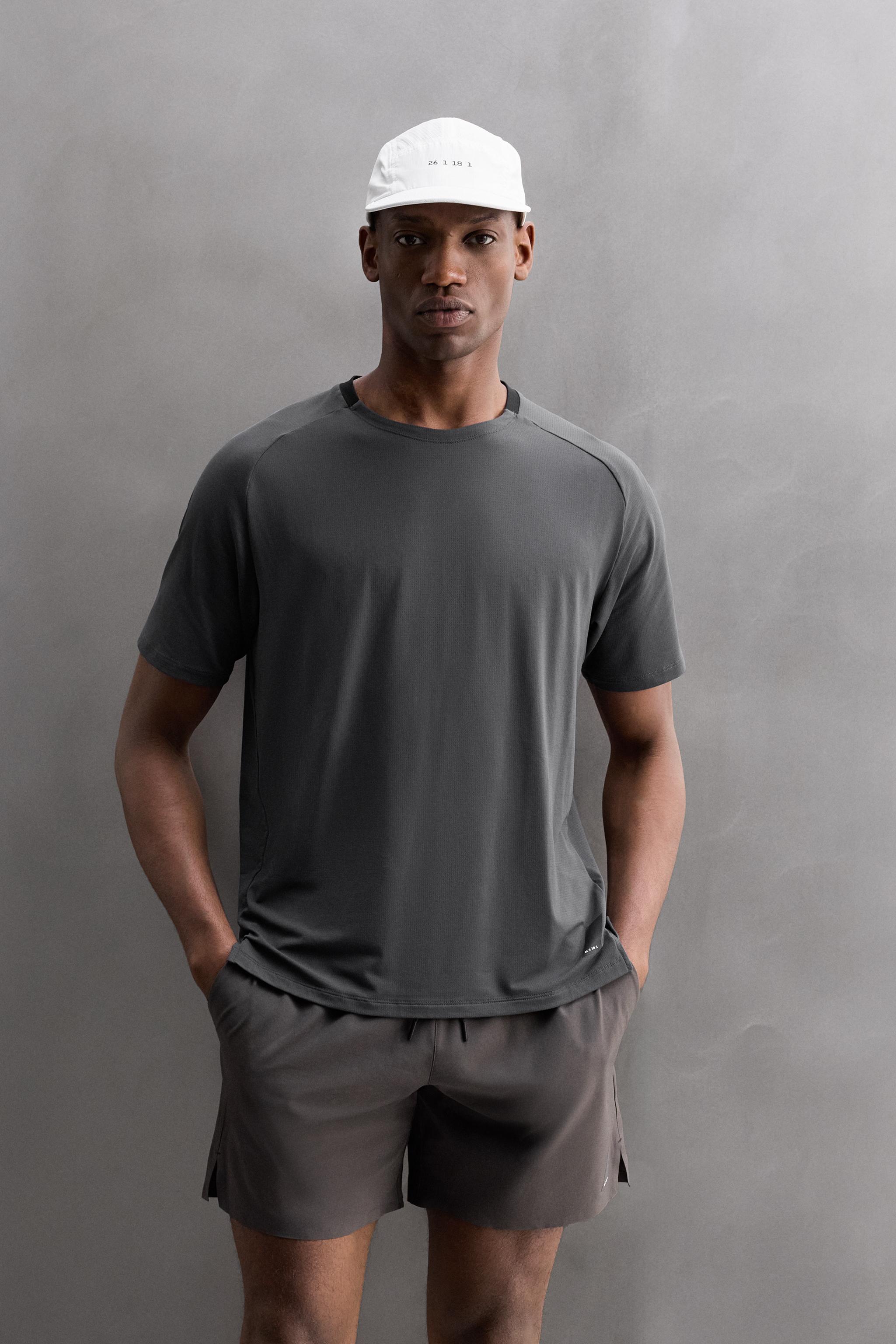 TEXTURED TECHNICAL T-SHIRT - Navy blue | ZARA United States