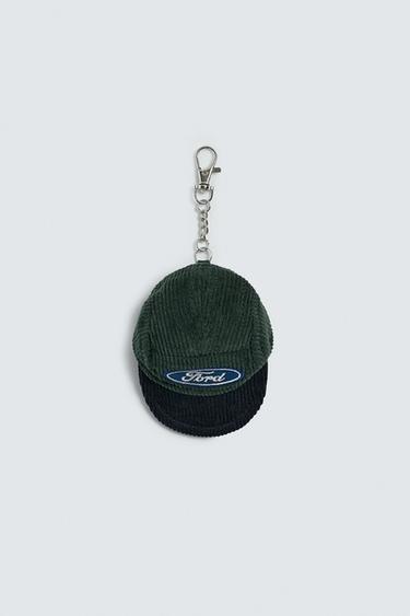 LLAVERO GORRA FORD © - Verde de Zara