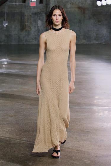 VESTIDO COMPRIDO DE RENDA - Corda-escuro da Zara - Imagem 0