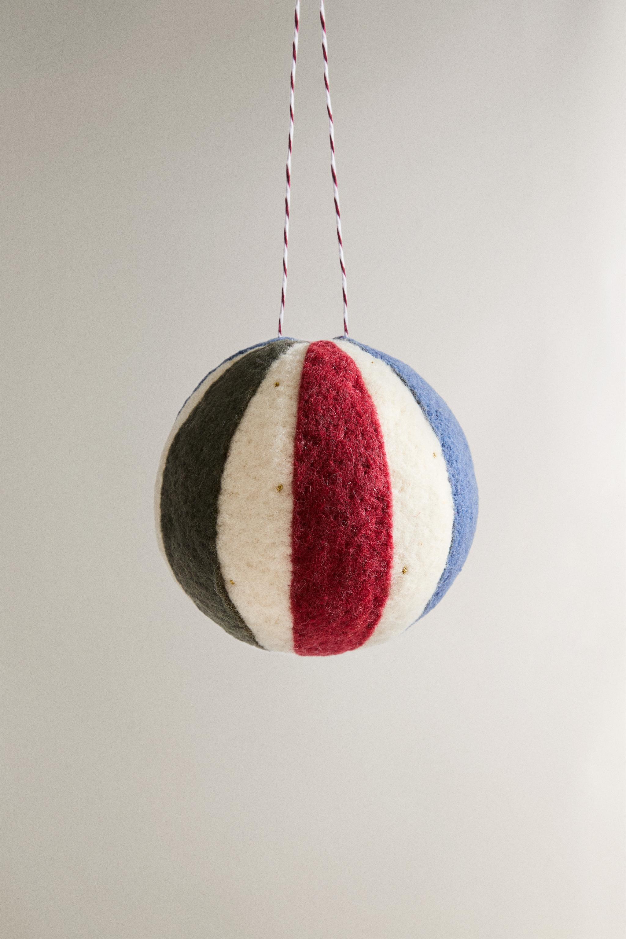 MULTICOLORED FELT BALL CHRISTMAS TREE ORNAMENT