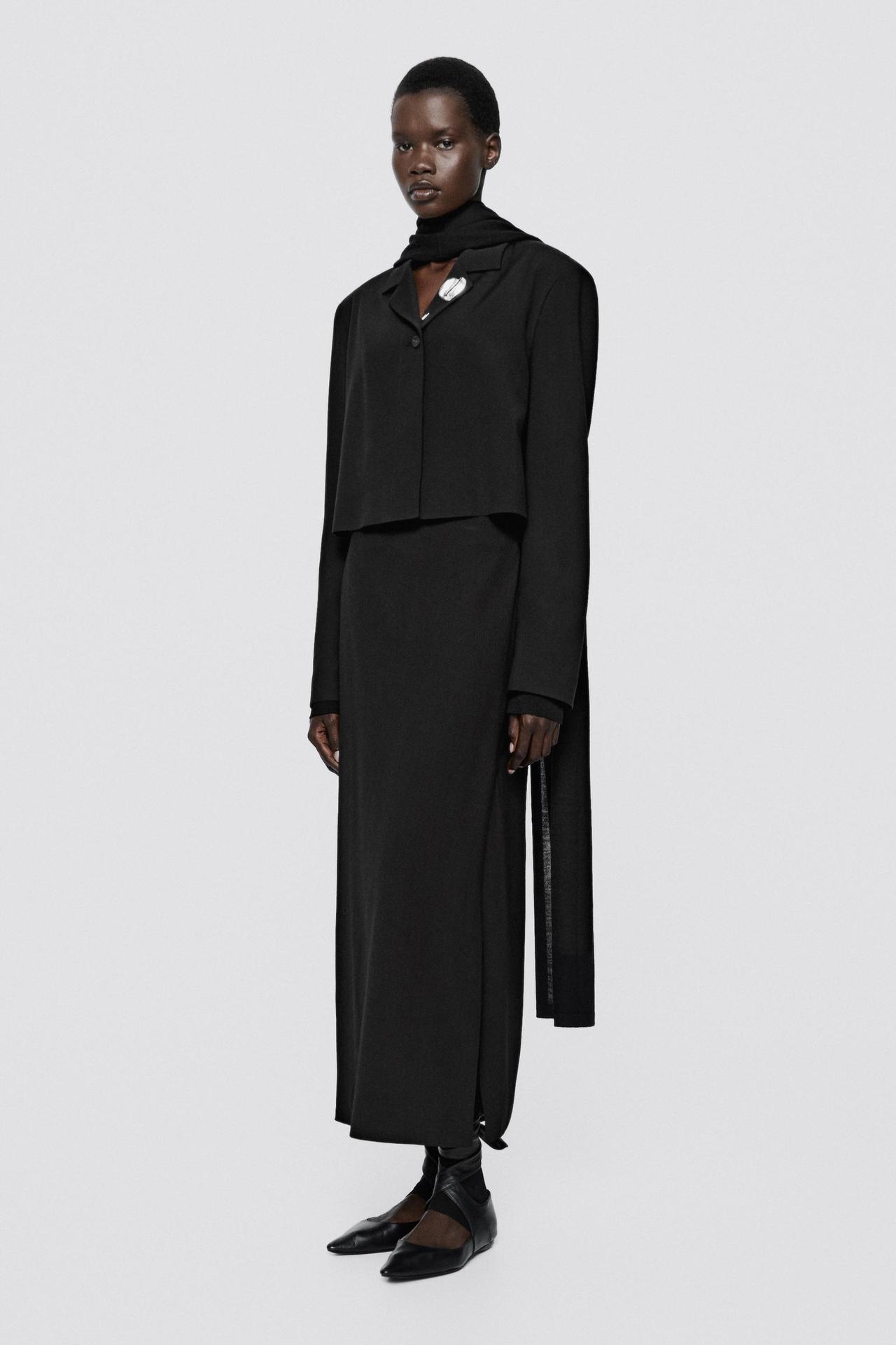 Cropped wool blazer - LIMITED EDITION — Black