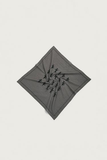 BANDANA ESTAMPADO CABALLOS - Gris de Zara