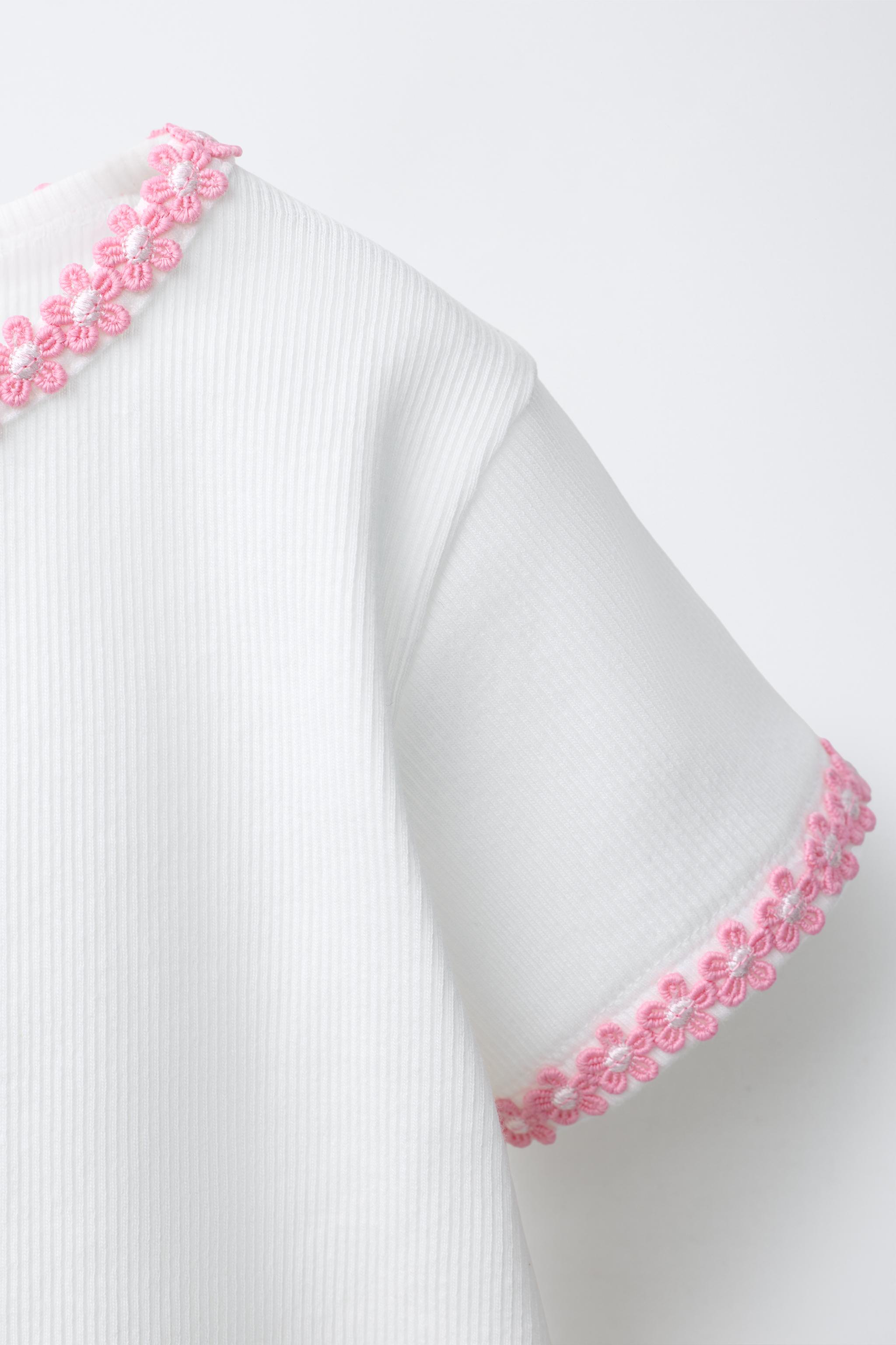 FLORAL T-SHIRT