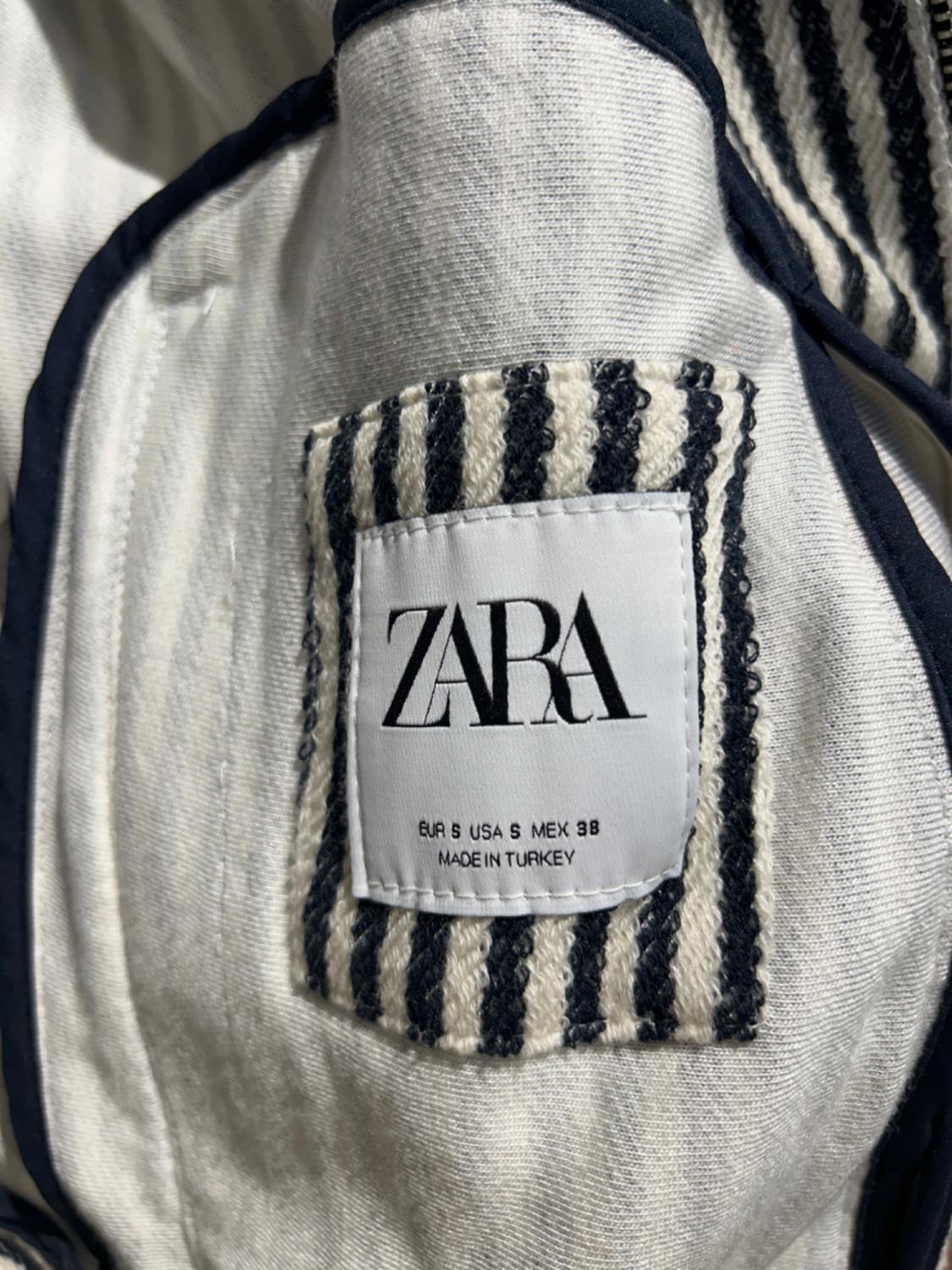TEXTURED STRIPE JACKET - Image 5