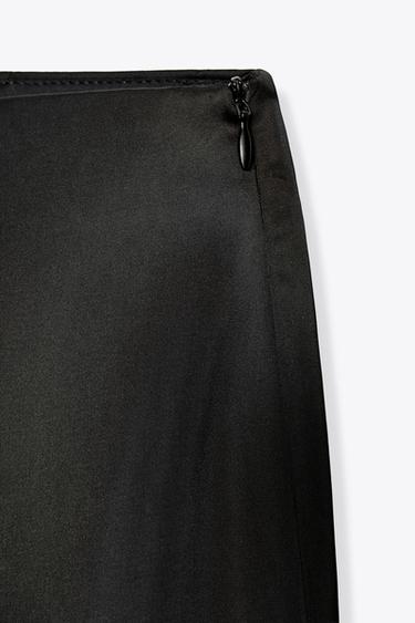 HOSE IN SATINOPTIK MIT HOHEM BUND - Schwarz von Zara