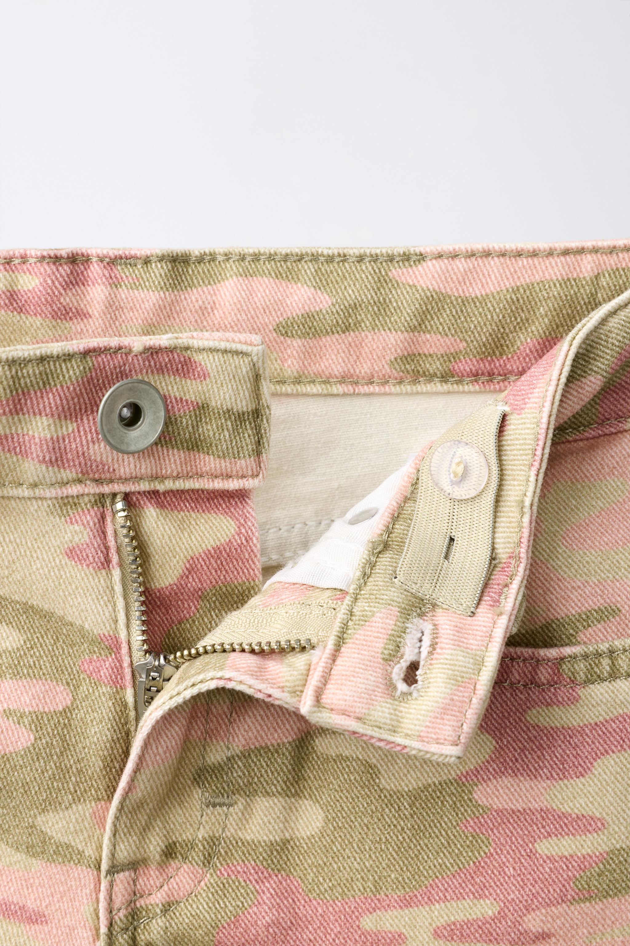 LONG PRINTED BERMUDA SHORTS