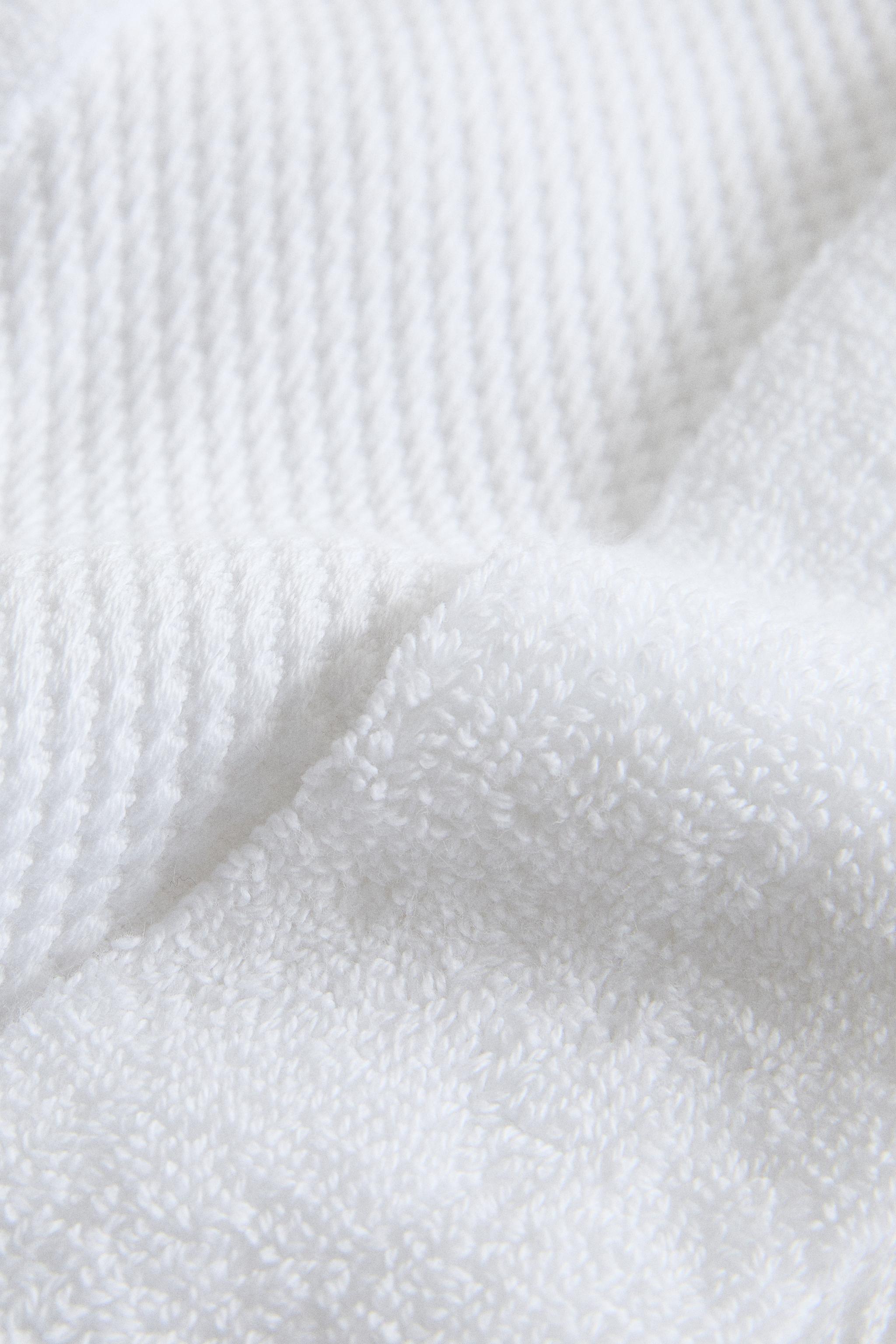 EXTRA SOFT BATH TOWEL (800 GXM²)