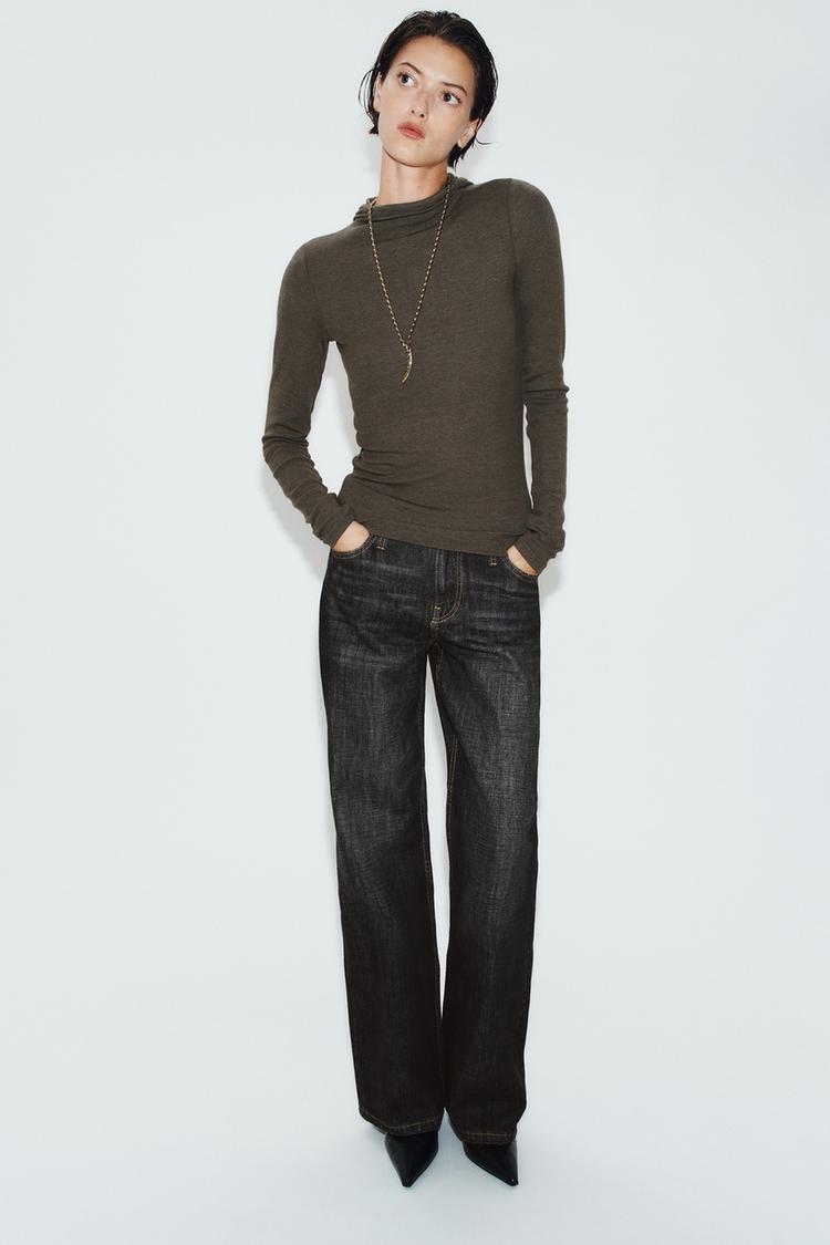 SLIM FIT HOODED T-SHIRT