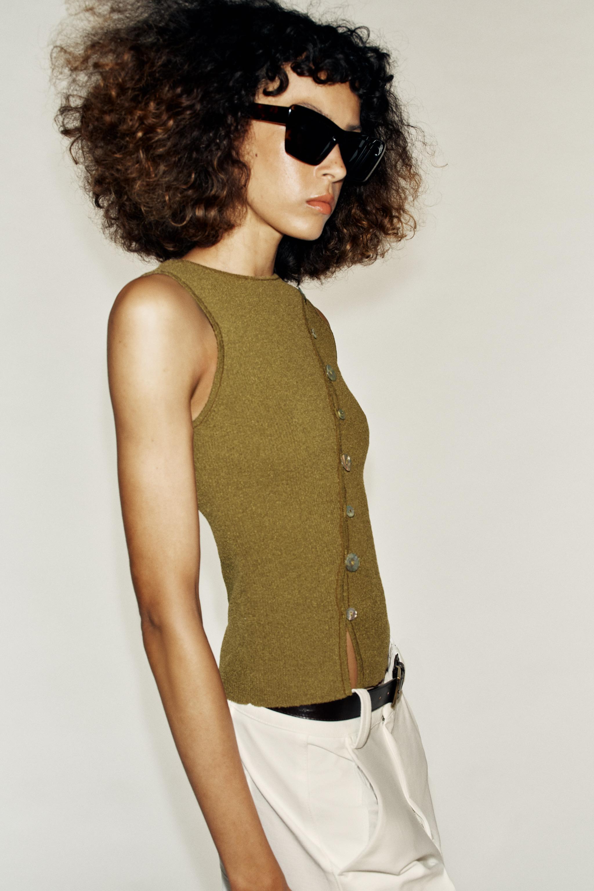 ASYMMETRIC BUTTONED KNIT TOP