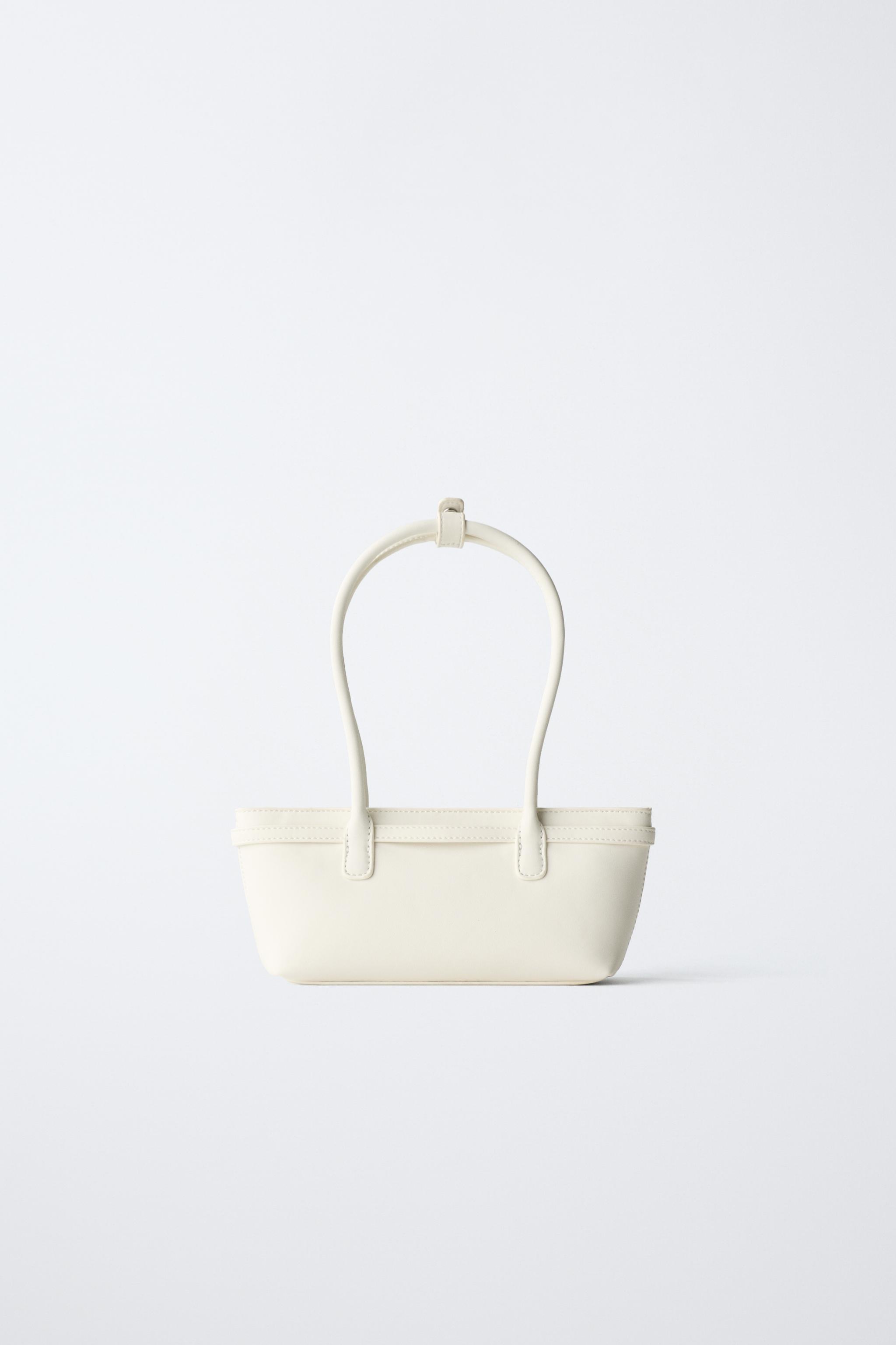 BUCKLE SHOULDER BAG - Off White | ZARA United States