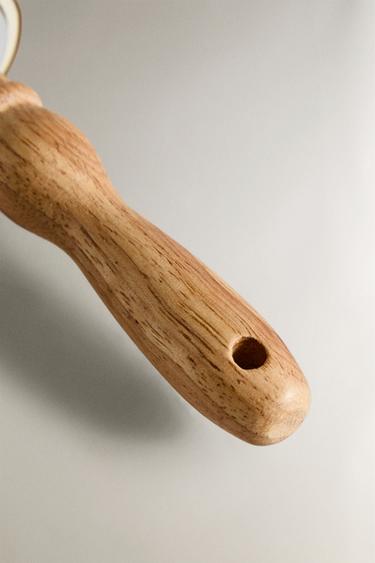 OAK LINT ROLLER - Light beige by Zara - Image 1