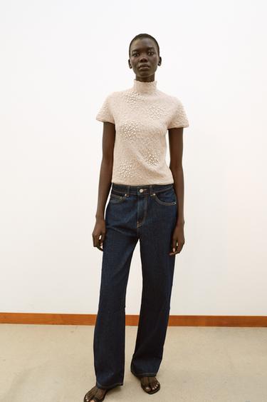 TOP DE PUNT PERLES EFECTE ARRUGAT - rosa pàl·lid de Zara