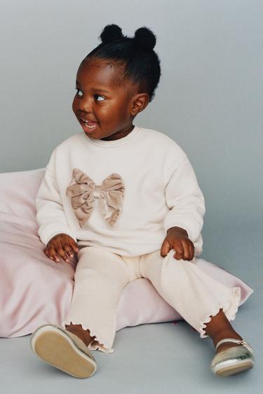 BLUZË HOODIE ME FJONGO KADIFE - Natyrale/Bezhë nga Zara