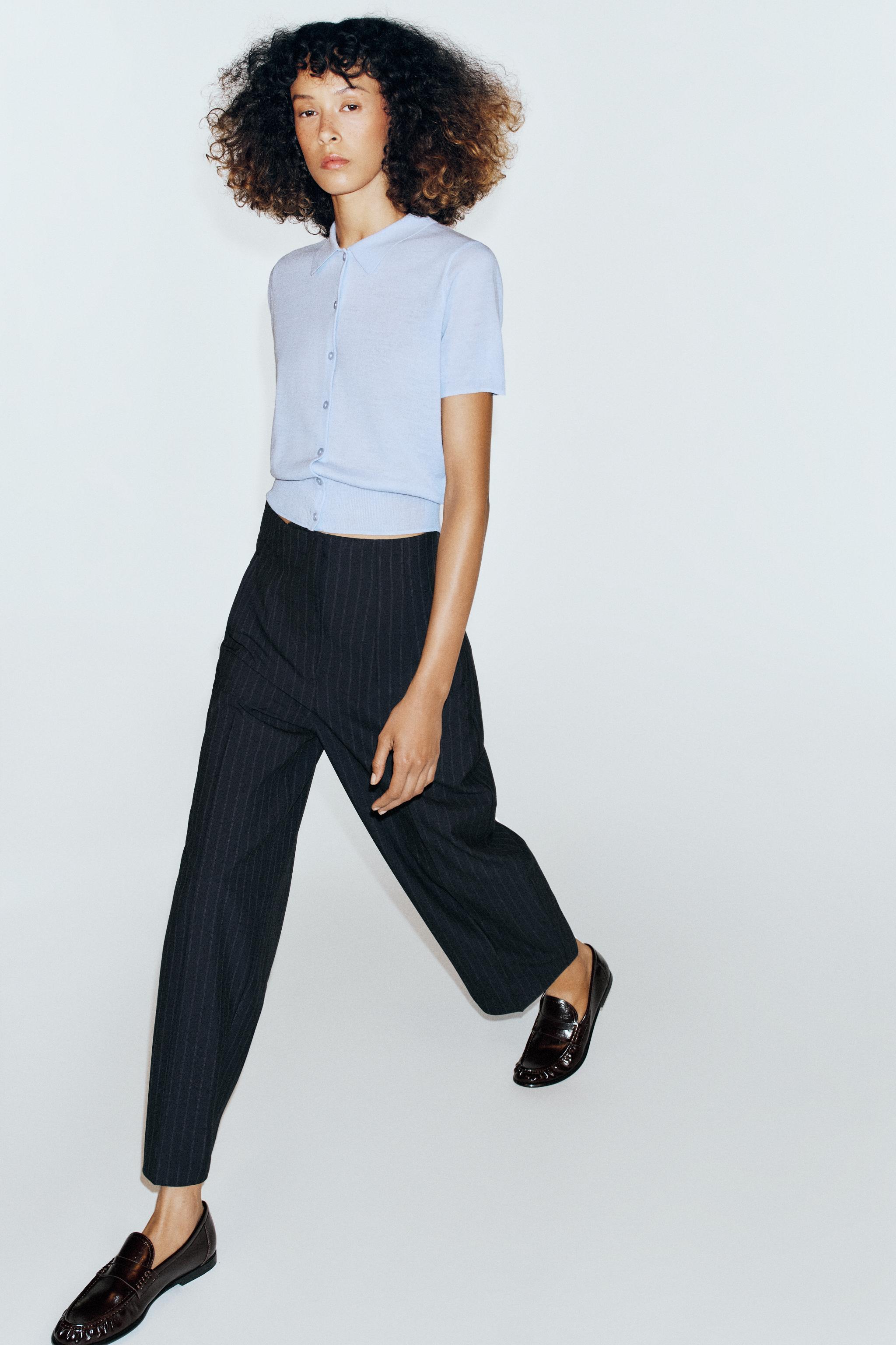HIGH-RISE BARREL-LEG PANTS