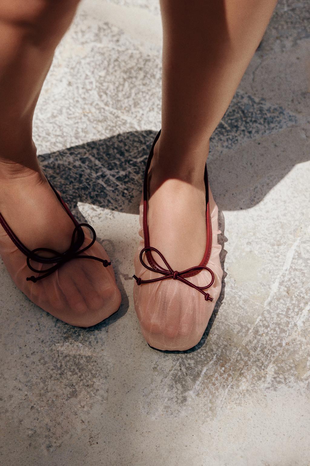 Mesh Bow Ballet Flats