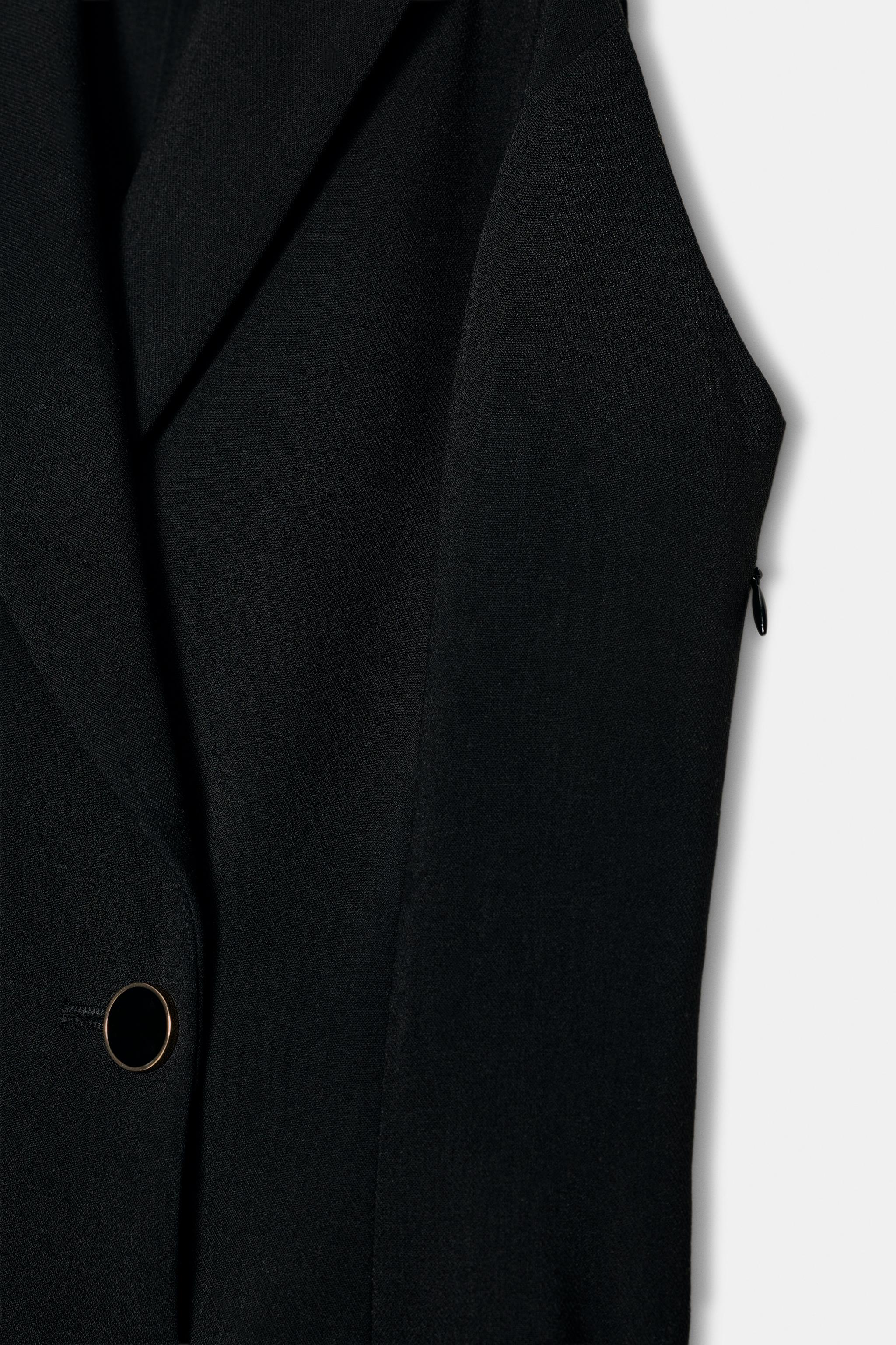 ROBE COURTE EFFET VESTE