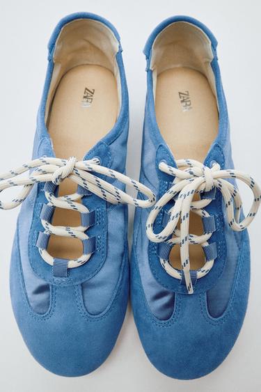 BAILARINA DEPORTIVA - Azul de Zara