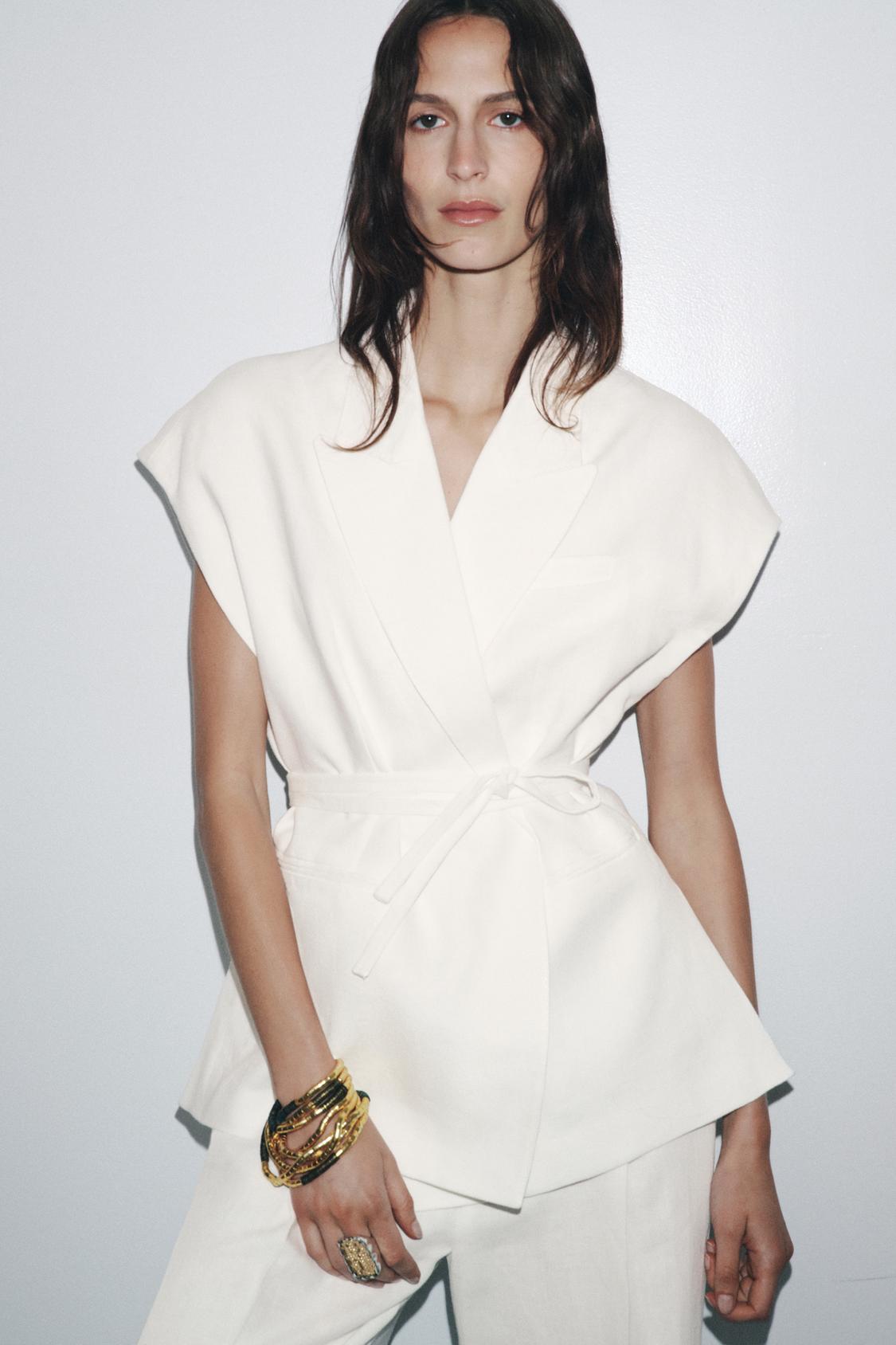 ZW COLLECTION DOUBLE-BREASTED WAISTCOAT WITH LINEN
