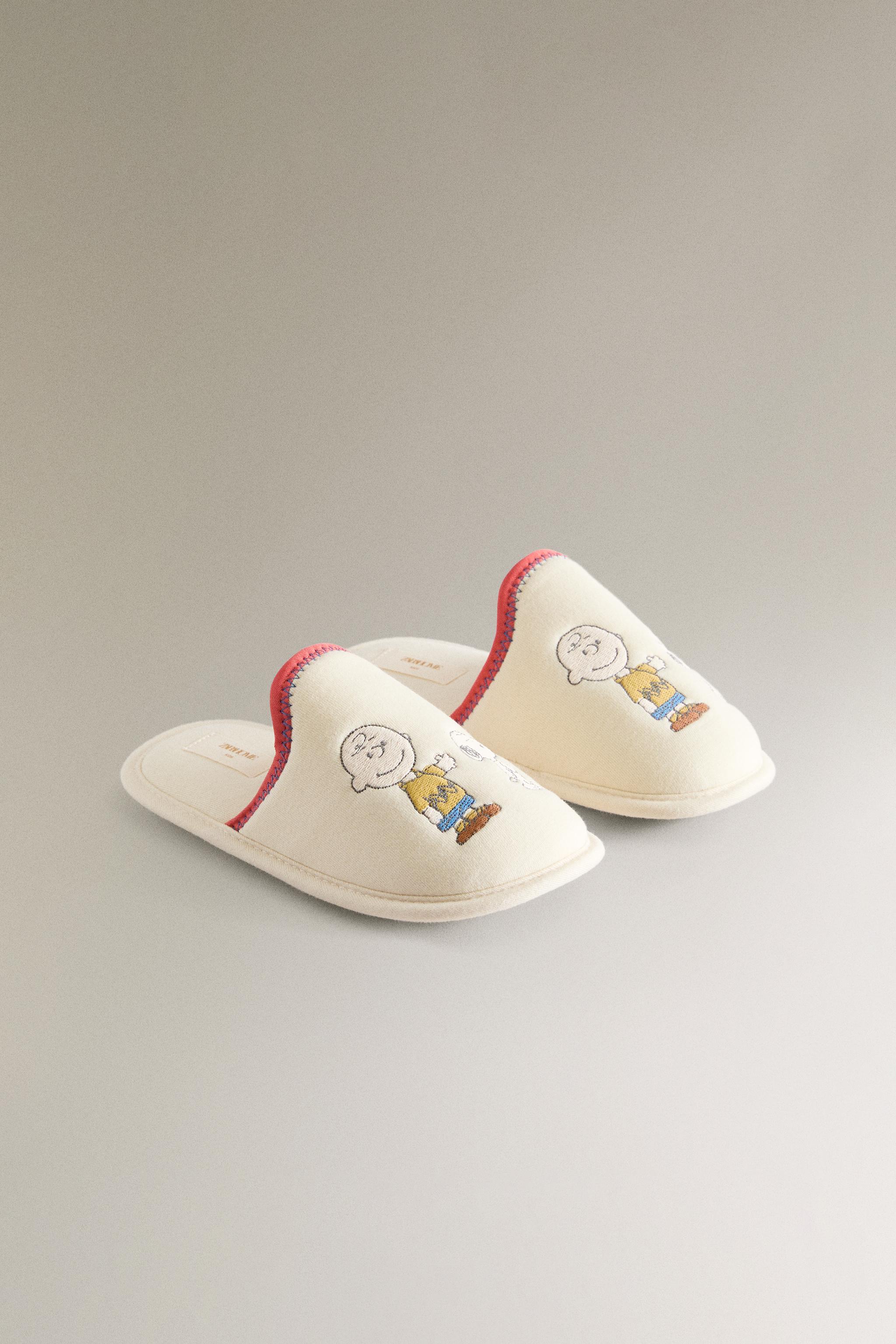 CHILDREN’S PEANUTS™ MULE SLIPPERS