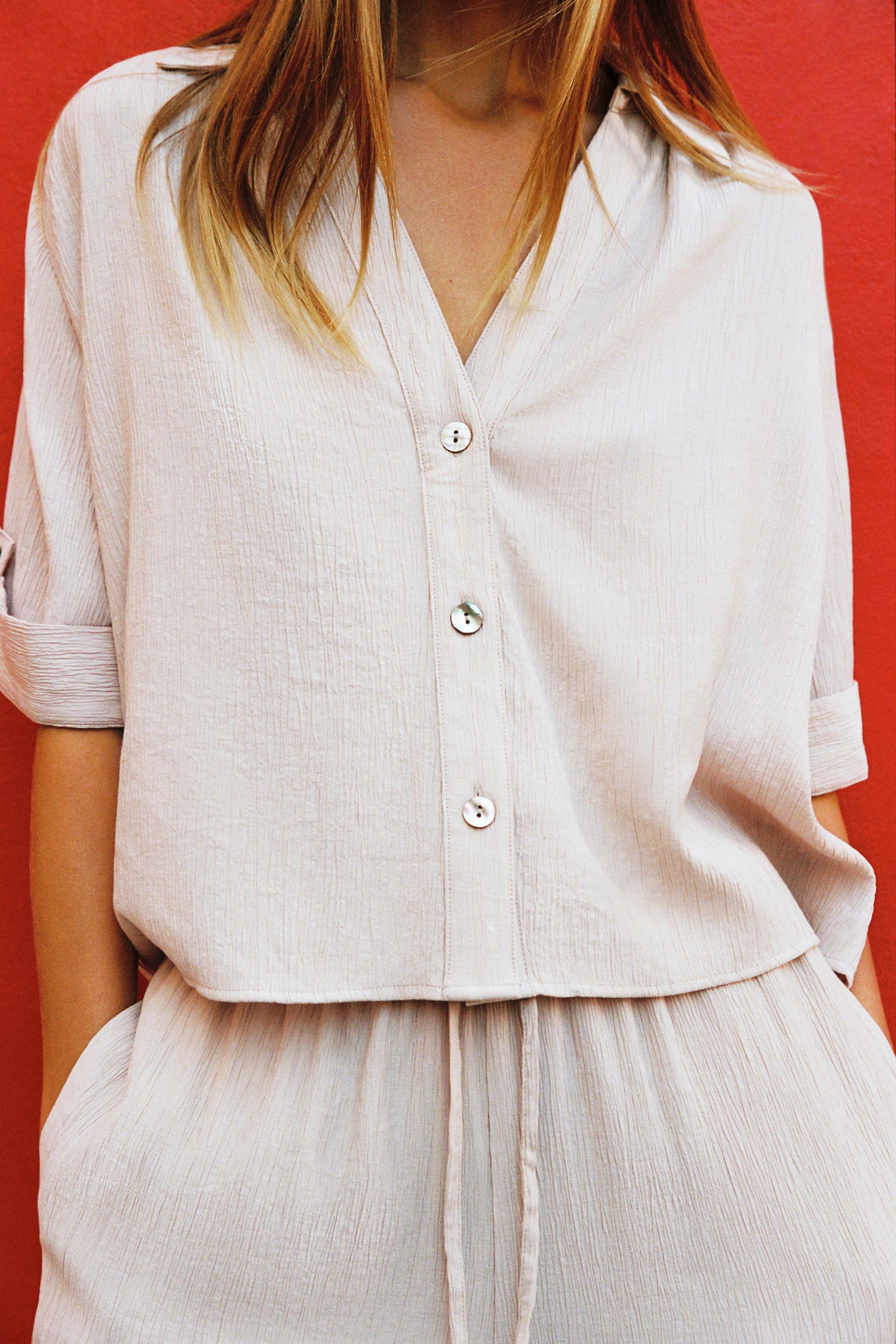 FLOWY SHORT SLEEVE SHIRT