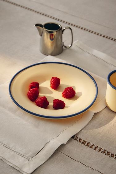 PLATO INFANTIL SILICONA CONTRASTE - Crudo / Azul de Zara