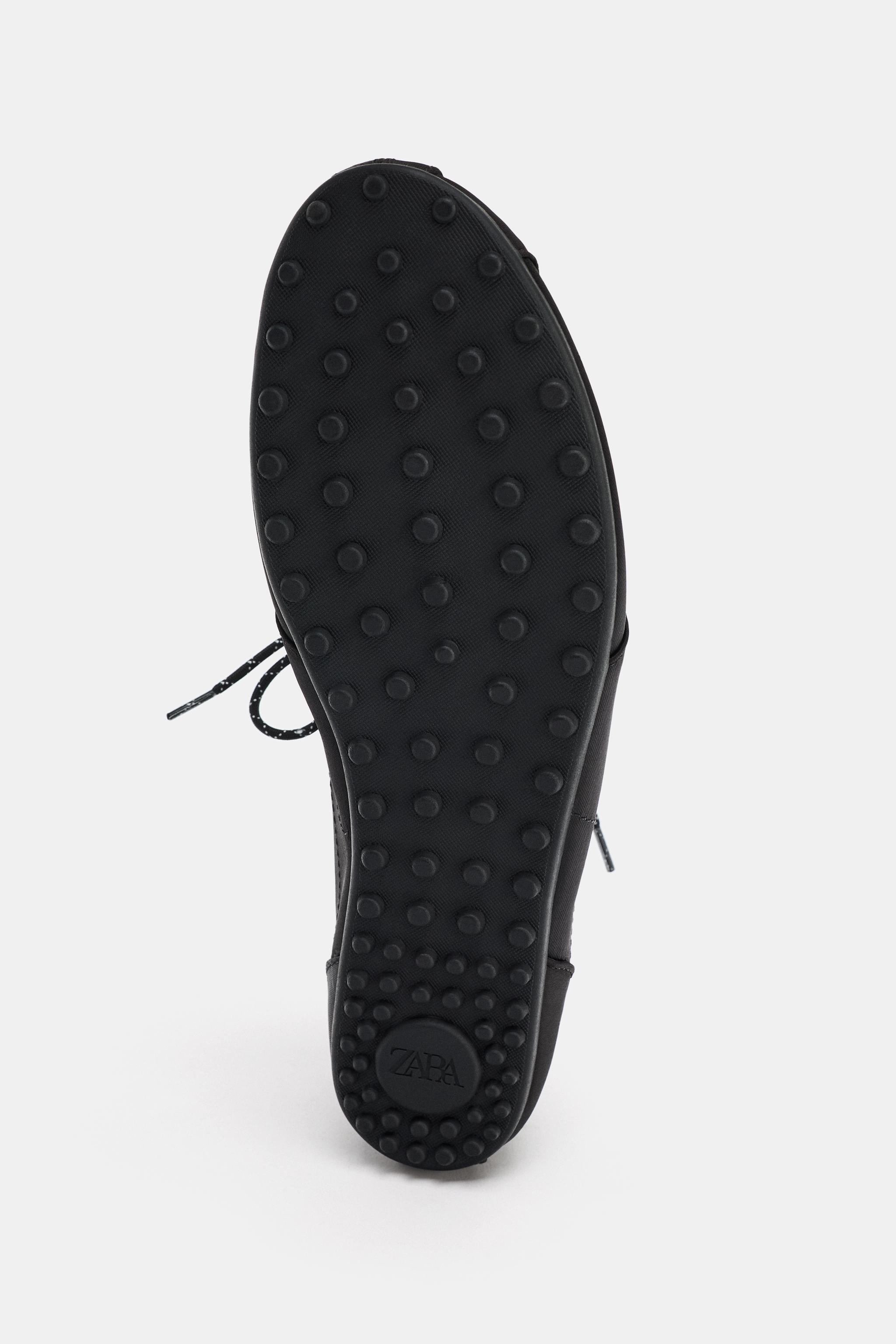SPORTY LACE-UP BALLET FLATS