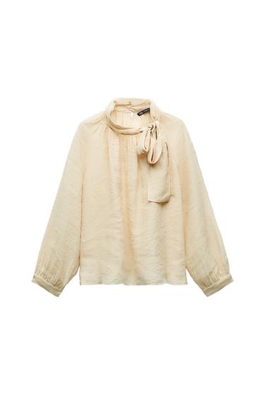 BLOUSE WITH BOW COLLAR
