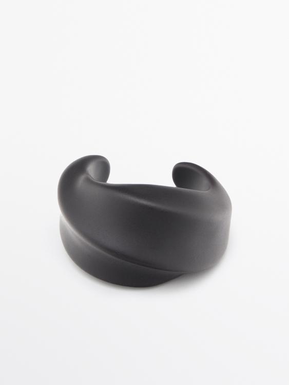 Wide moulded bracelet from Zara - $160