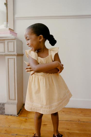 VESTIDO LAÇOS E RENDA - Amarelo da Zara