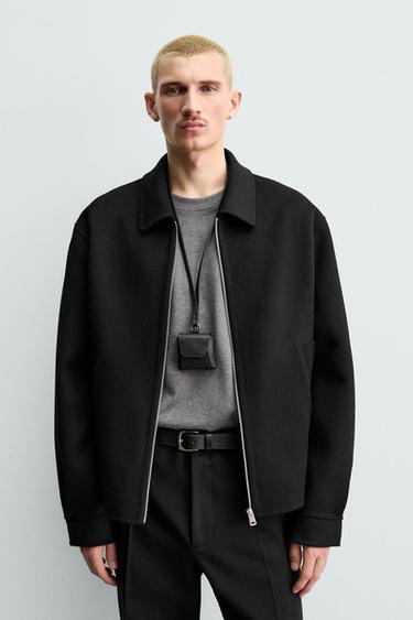 Zara LEATHER HEADPHONE HOLDER WITH PENDANT - Black - Image 0