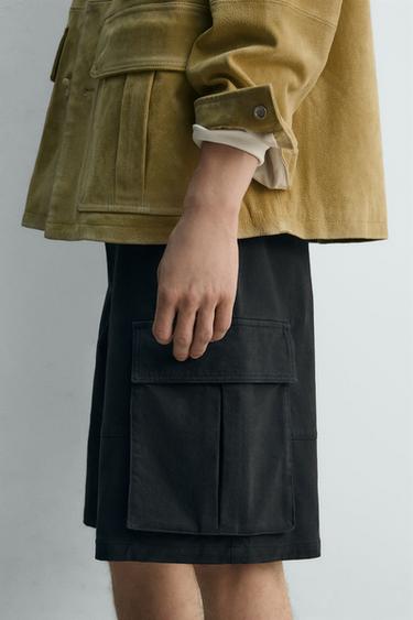 SHORT CARGO COUPE RELAXED ÉDITION LIMITÉE - Bleu marine de Zara - Image 4