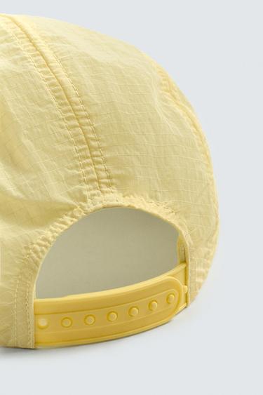 CASQUETTE À VISIÈRE PLATE BRODERIE CONTRASTANTE - Jaune de Zara - Image 6