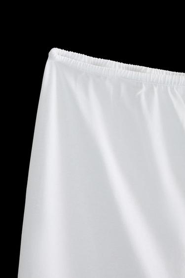 Imagen de producto - Blanco de Zara