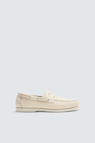 حذاء ملاحي جلدي LIMITED EDITION - أبيض الخاص بـ Zara