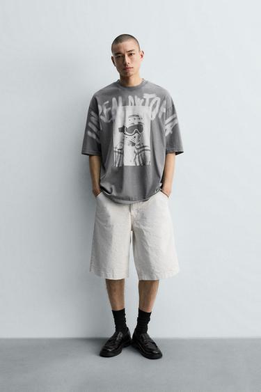 CAMISETA ESTAMPADO GRÁFICO - Gris medio de Zara - Imagen 0