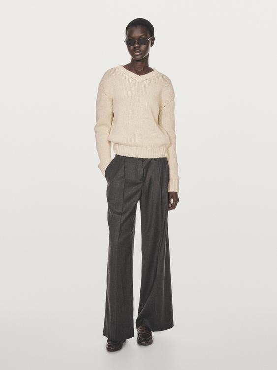 Wool V-neck knit sweater