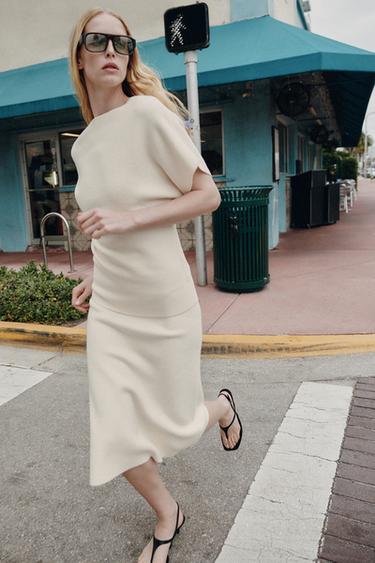 FALDA MIDI PUNTO - Crudo de Zara