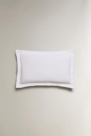 Zara COTTON PIQUÉ THROW PILLOW COVER - White