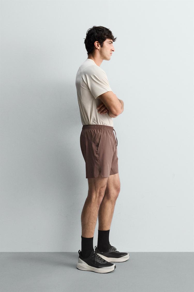 SHORTS BÁSICOS DE ENTRENAMIENTO DE 7" 4