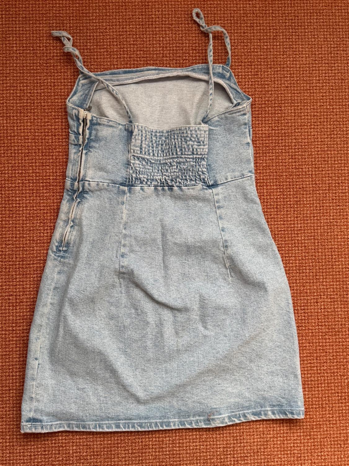 LIGHT BLUE DENIM MINI DRESS - Image 2