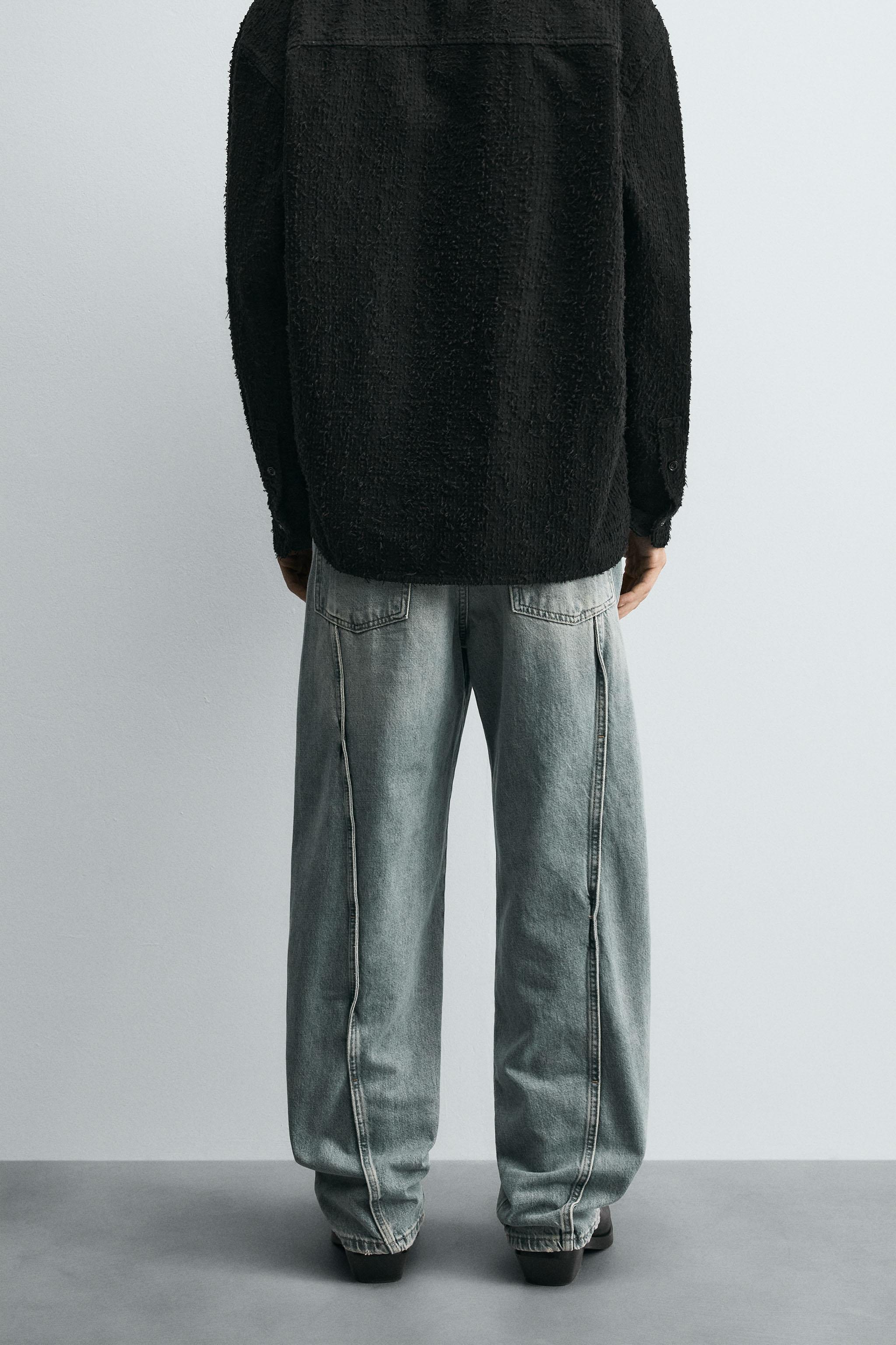 BAGGY FIT JEANS WITH SEAMS