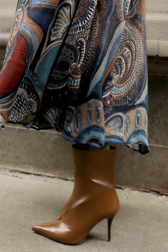 PATENT HEELED ANKLE BOOTS