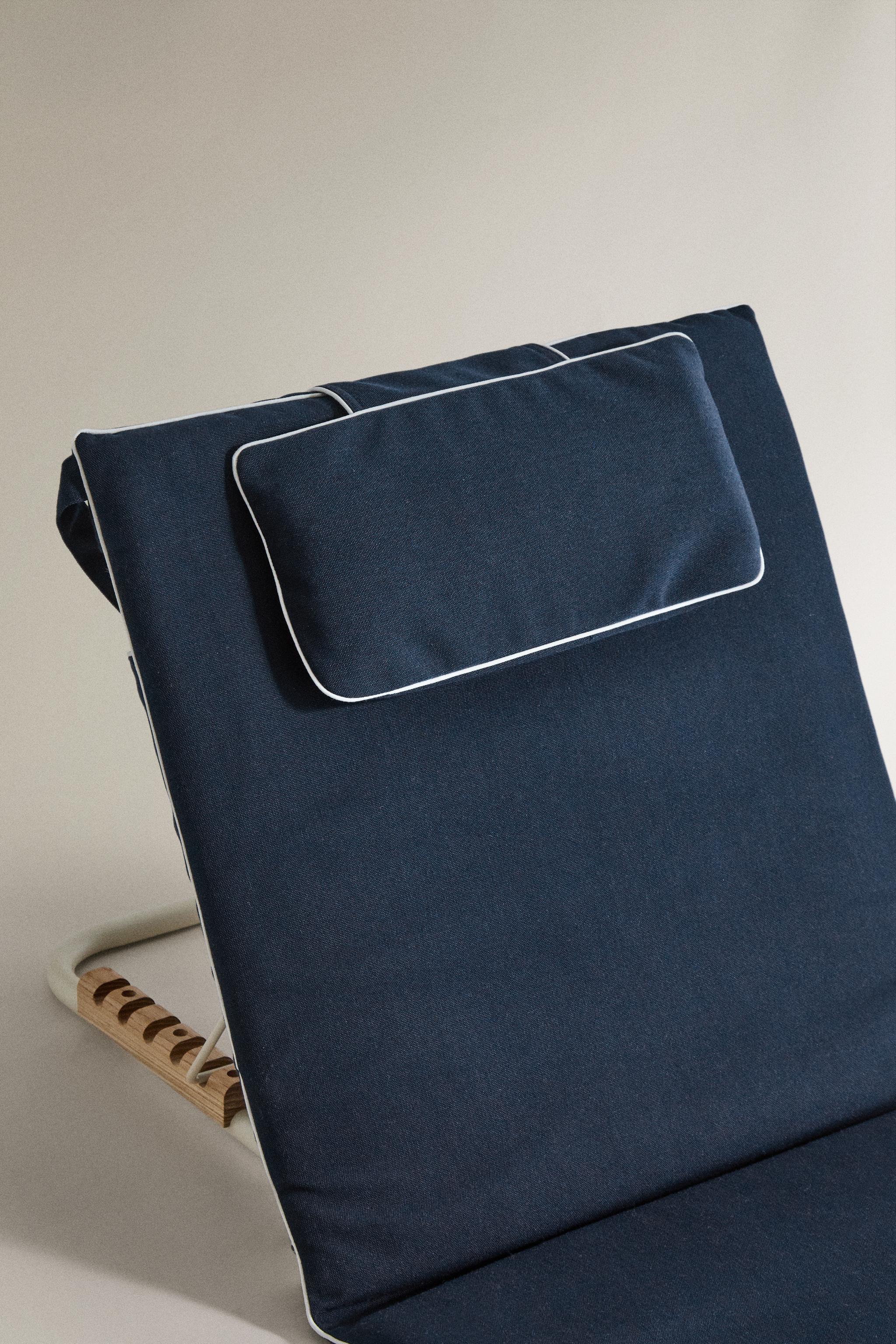FOLDABLE FLOOR BEACH LOUNGER — Blue